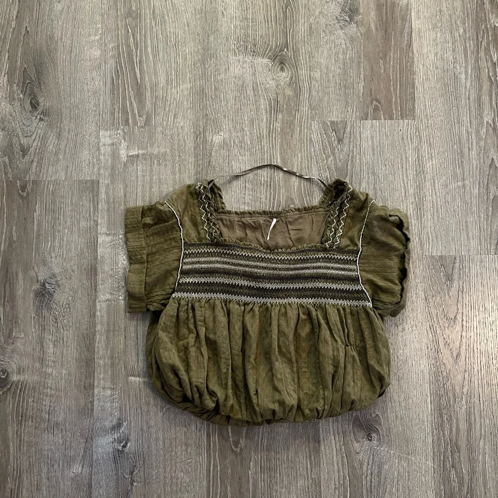 Free People let your